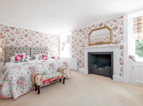 Dumyat bedroom in Cauldhame House